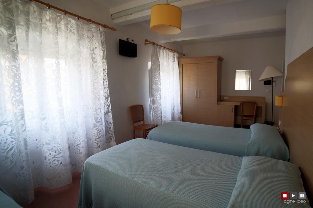Albergo Giugni براتو المظهر الخارجي الصورة